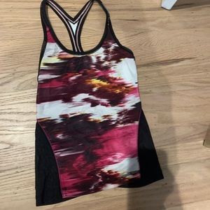 Lululemon tank top